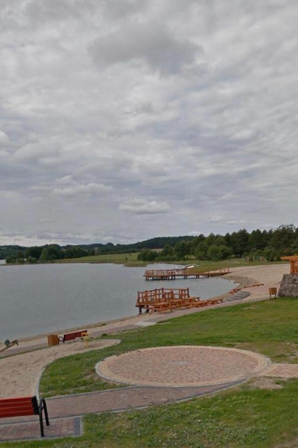 Domek Letniskowy Nad Jeziorem Wiejskim Lakie Exterior foto